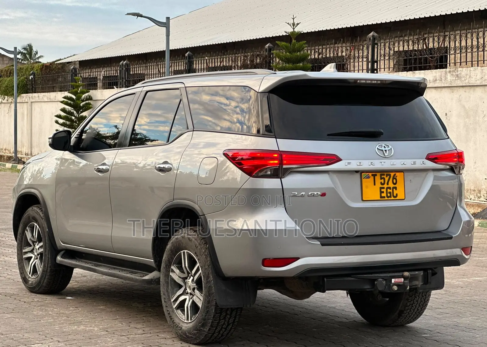 Toyota Fortuner 2020 Silver