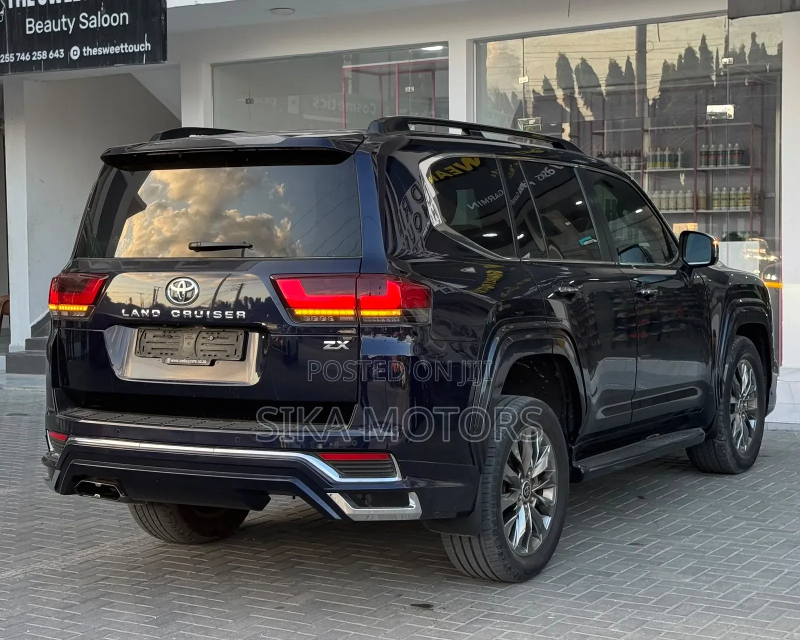 Toyota Land Cruiser 2023 Black