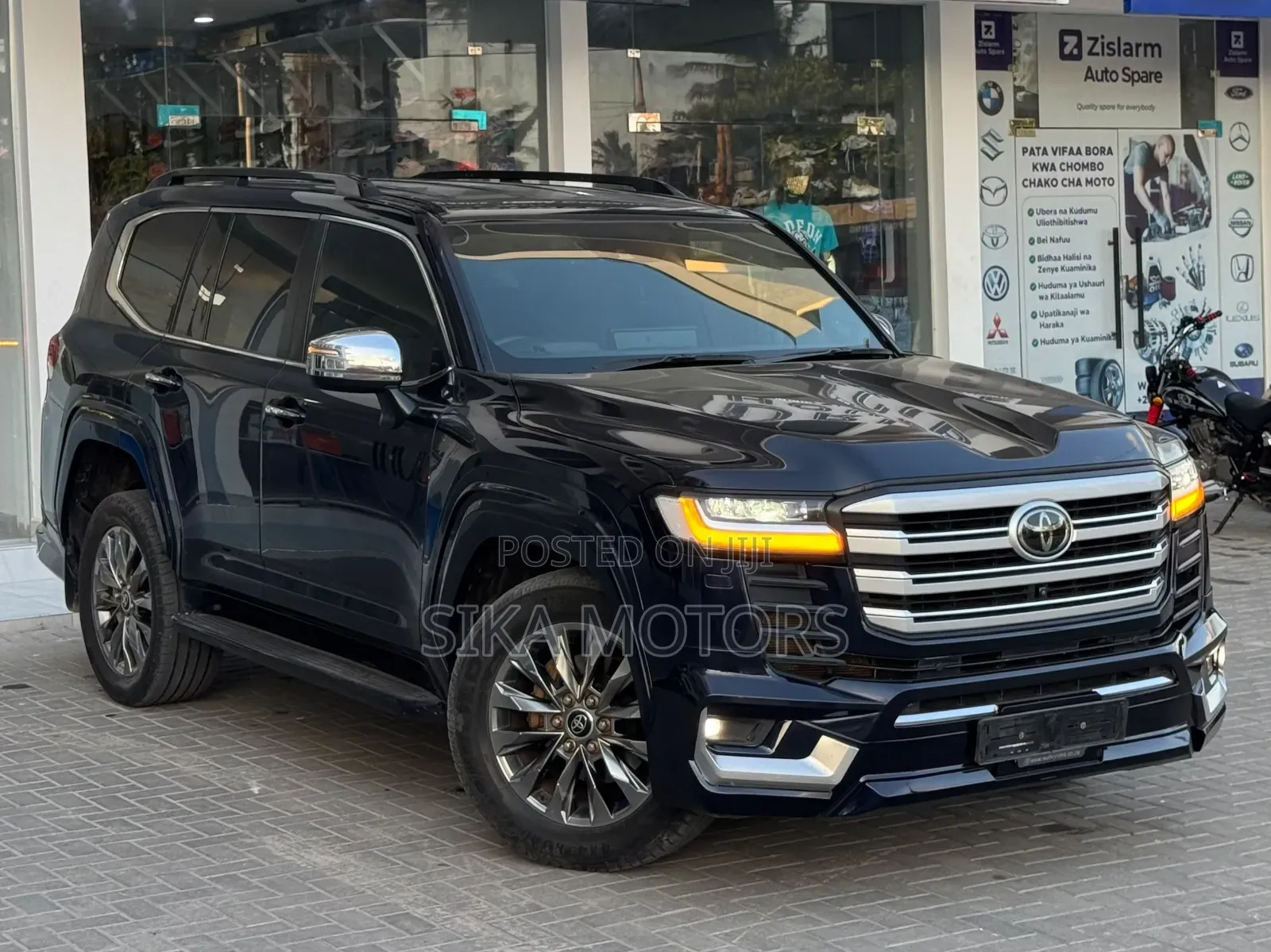 Toyota Land Cruiser 2023 Black