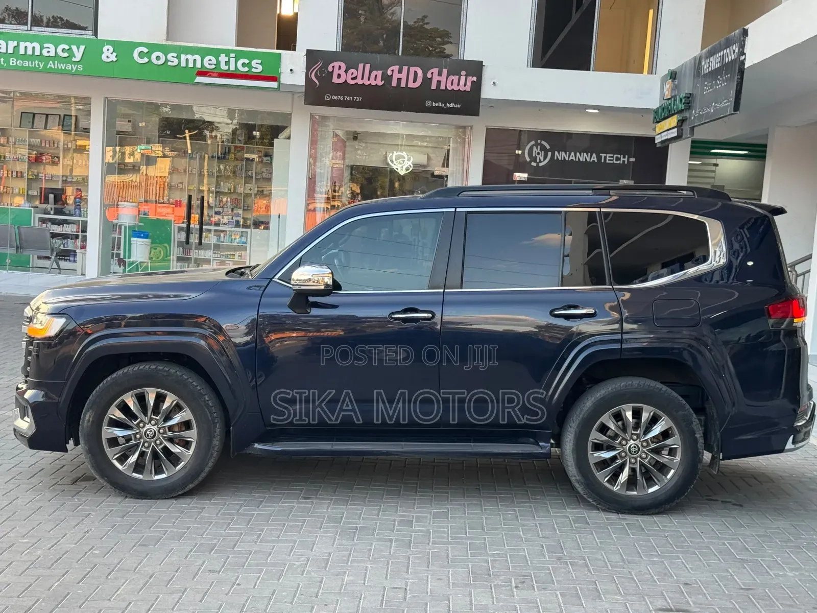 Toyota Land Cruiser 2023 Black