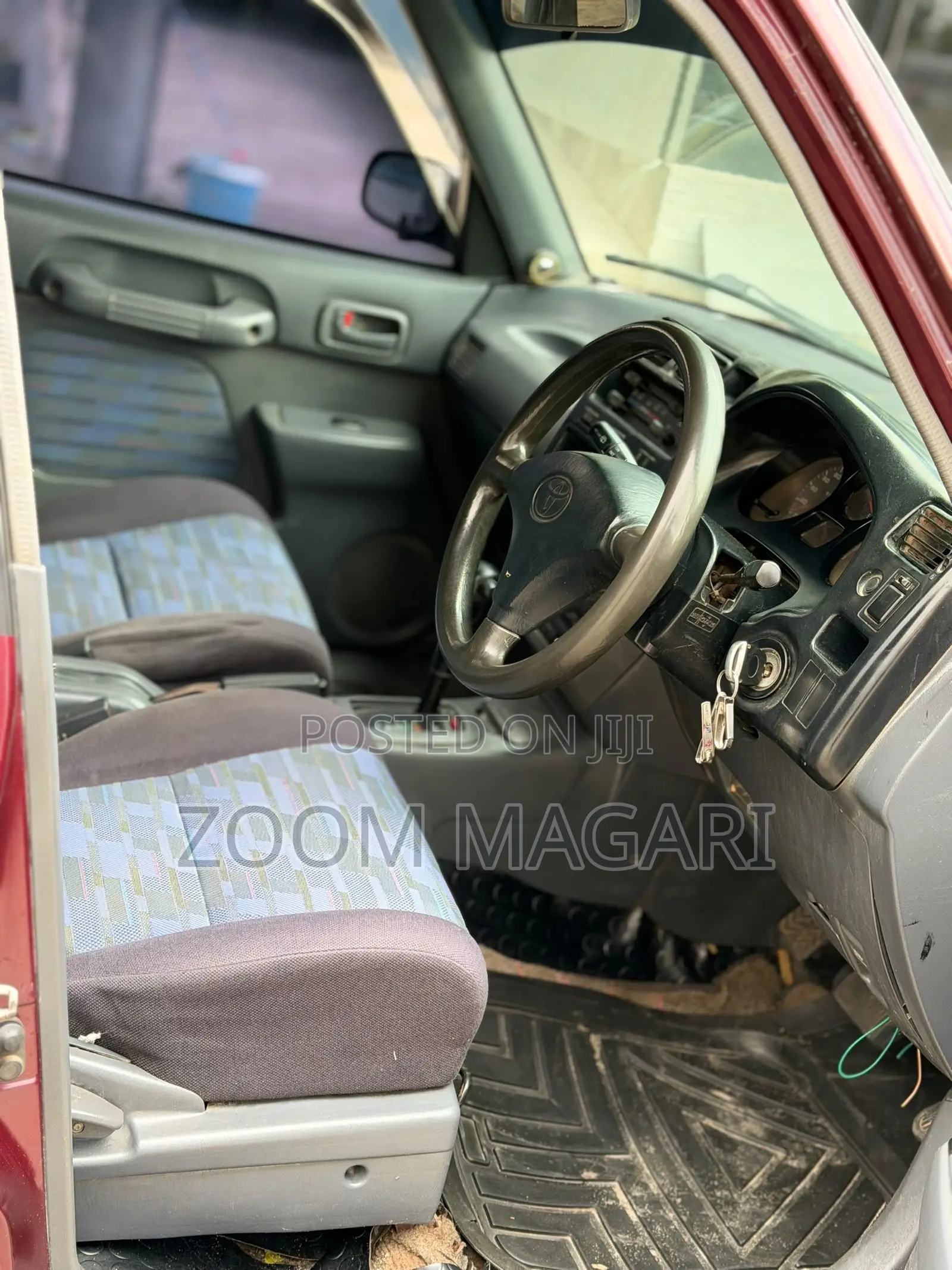 Toyota RAV4 1999 Maroon