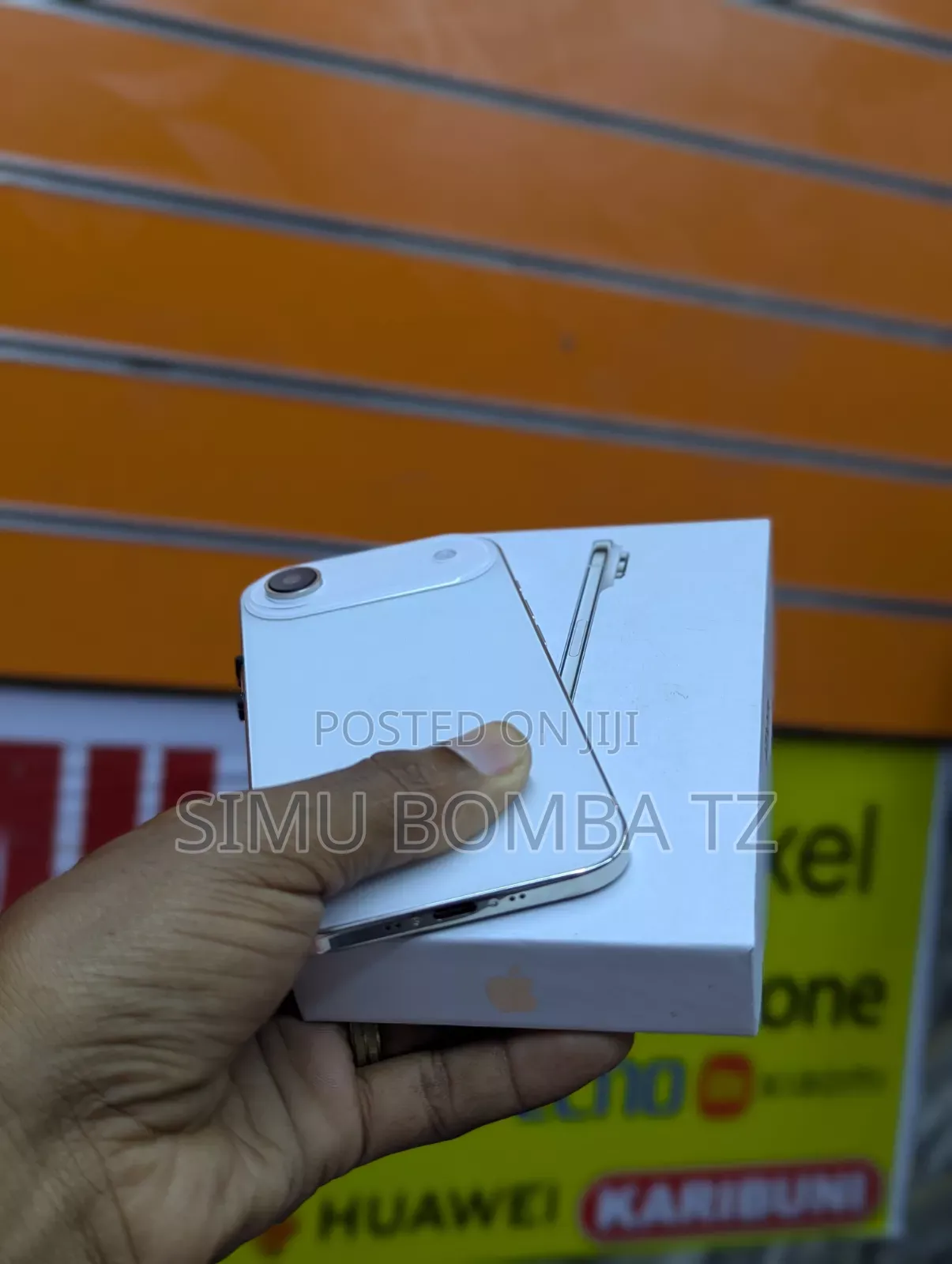 New Apple iPhone 16e 256 GB White