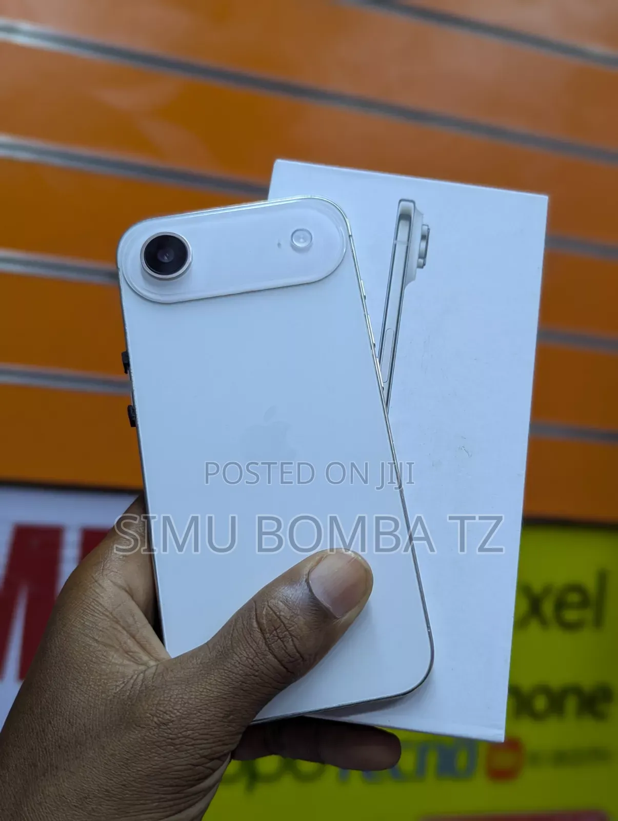 New Apple iPhone 16e 256 GB White