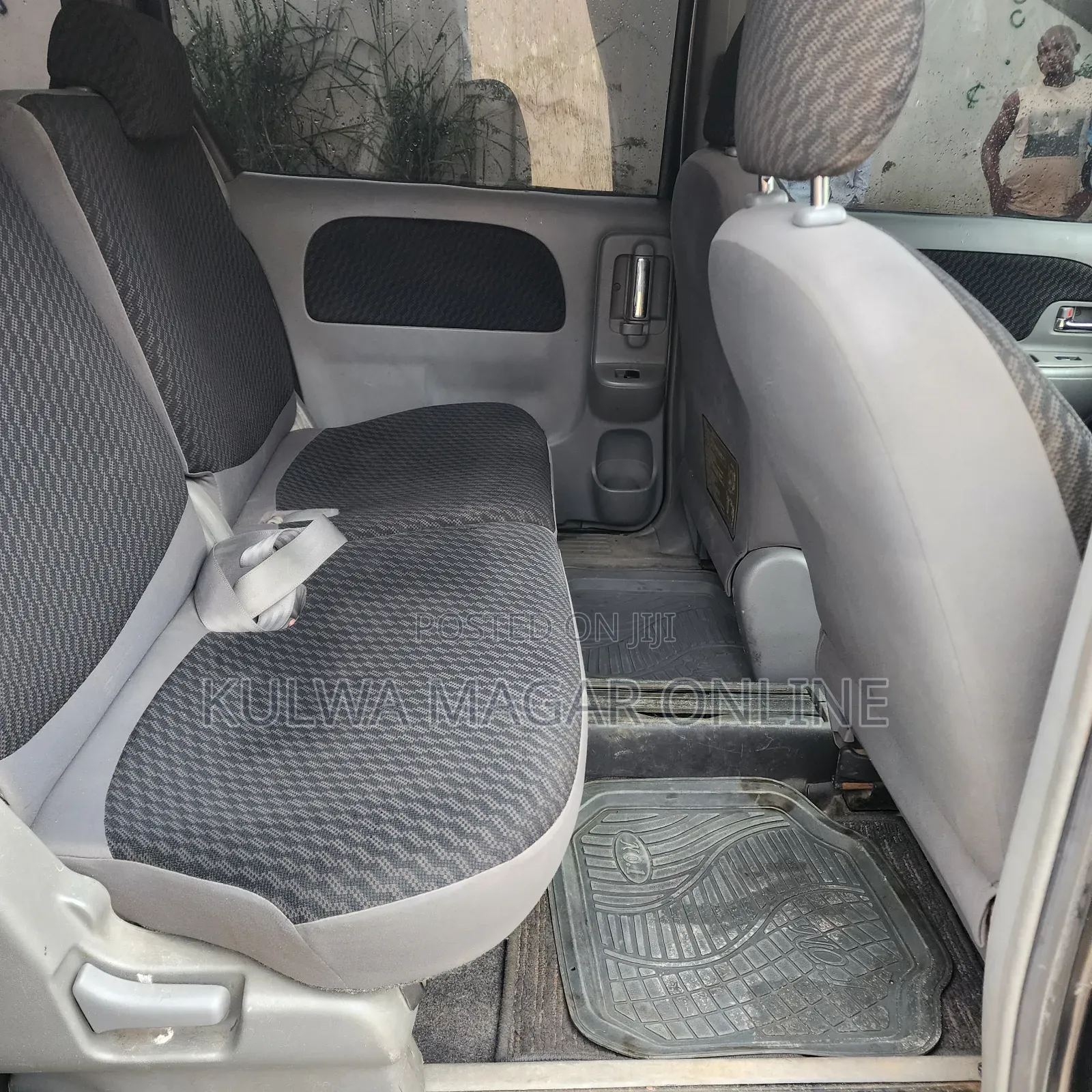 Toyota Sienta 2006 Silver