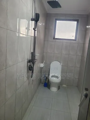Furnished 4bdrm Villa in Masaki for rent