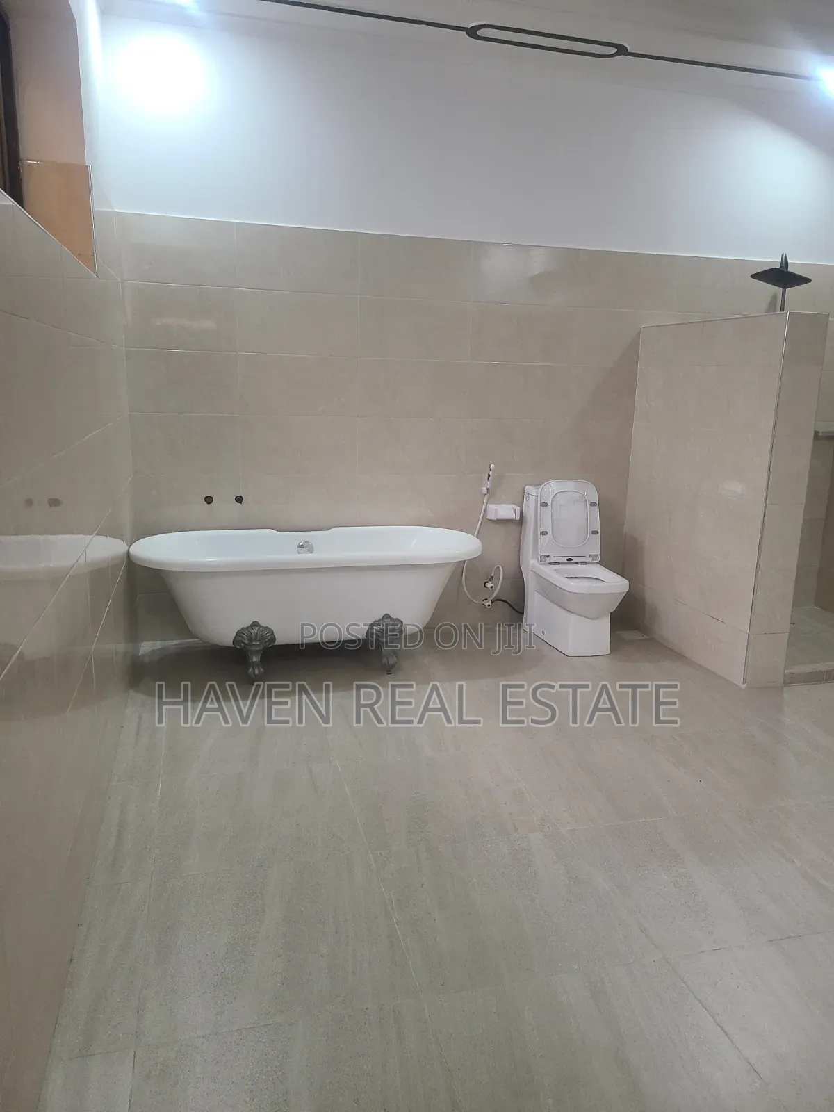 Furnished 4bdrm Villa in Masaki for rent