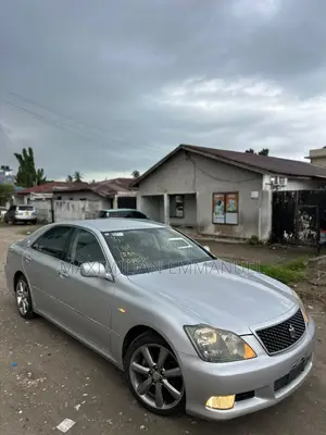 Toyota Crown 2007 Silver