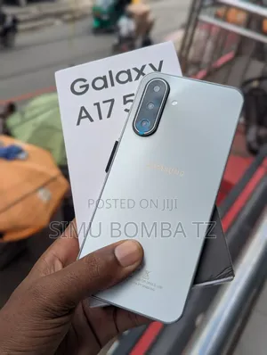 New Samsung Galaxy A17 5G 256 GB Silver