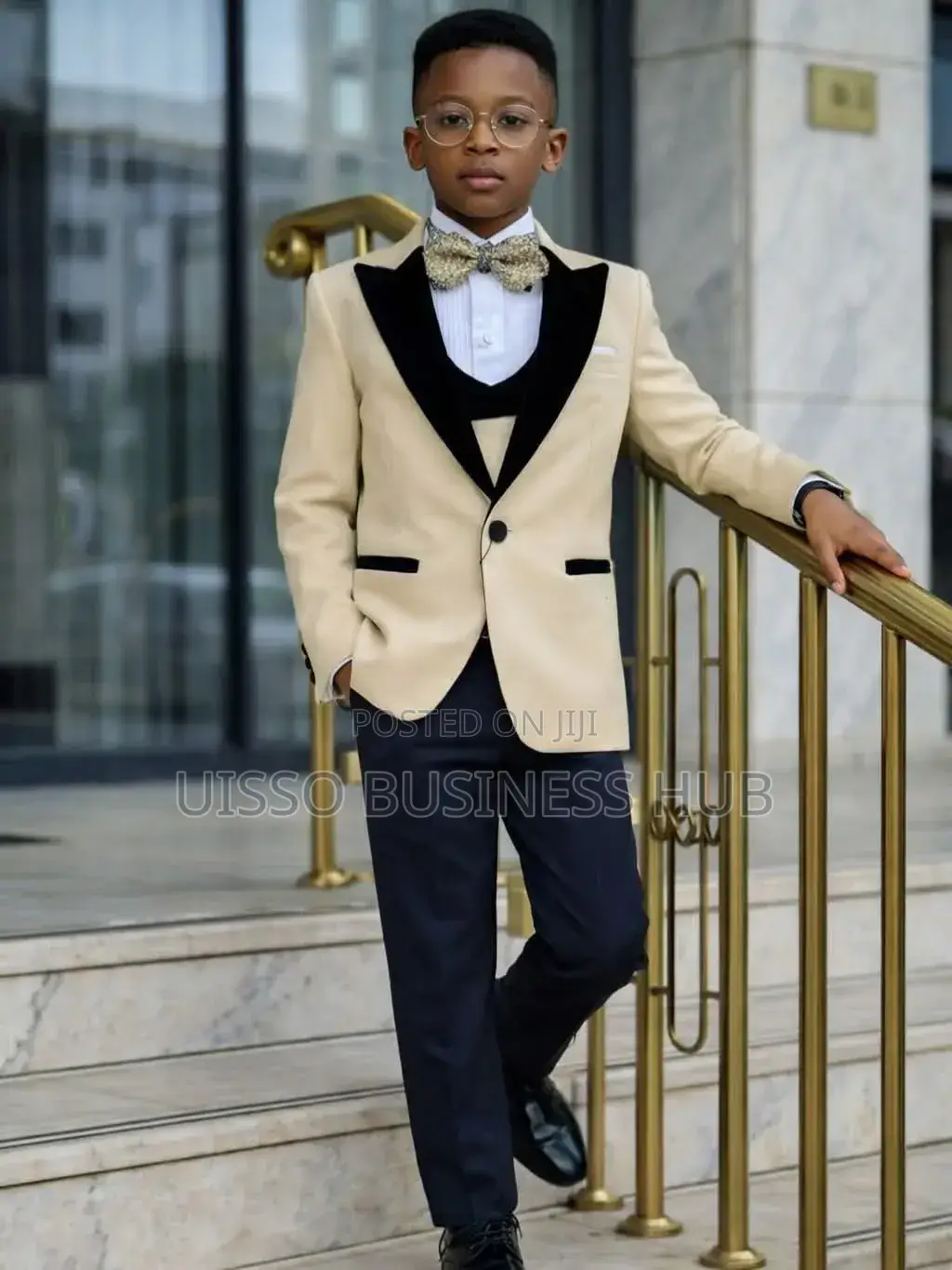 Suit Za Wa Toto