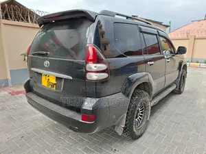 Toyota Land Cruiser Prado 2005 Black