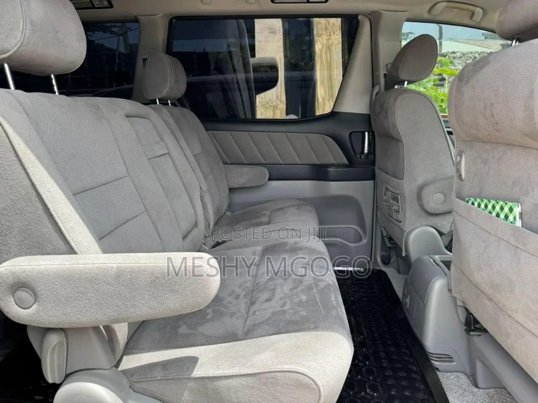 Toyota Alphard 2.4 Petrol FWD 2008 Black