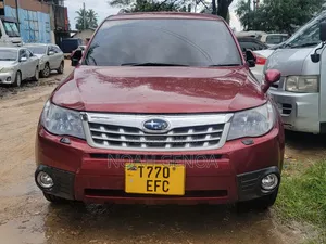 Subaru Forester 2011 Maroon