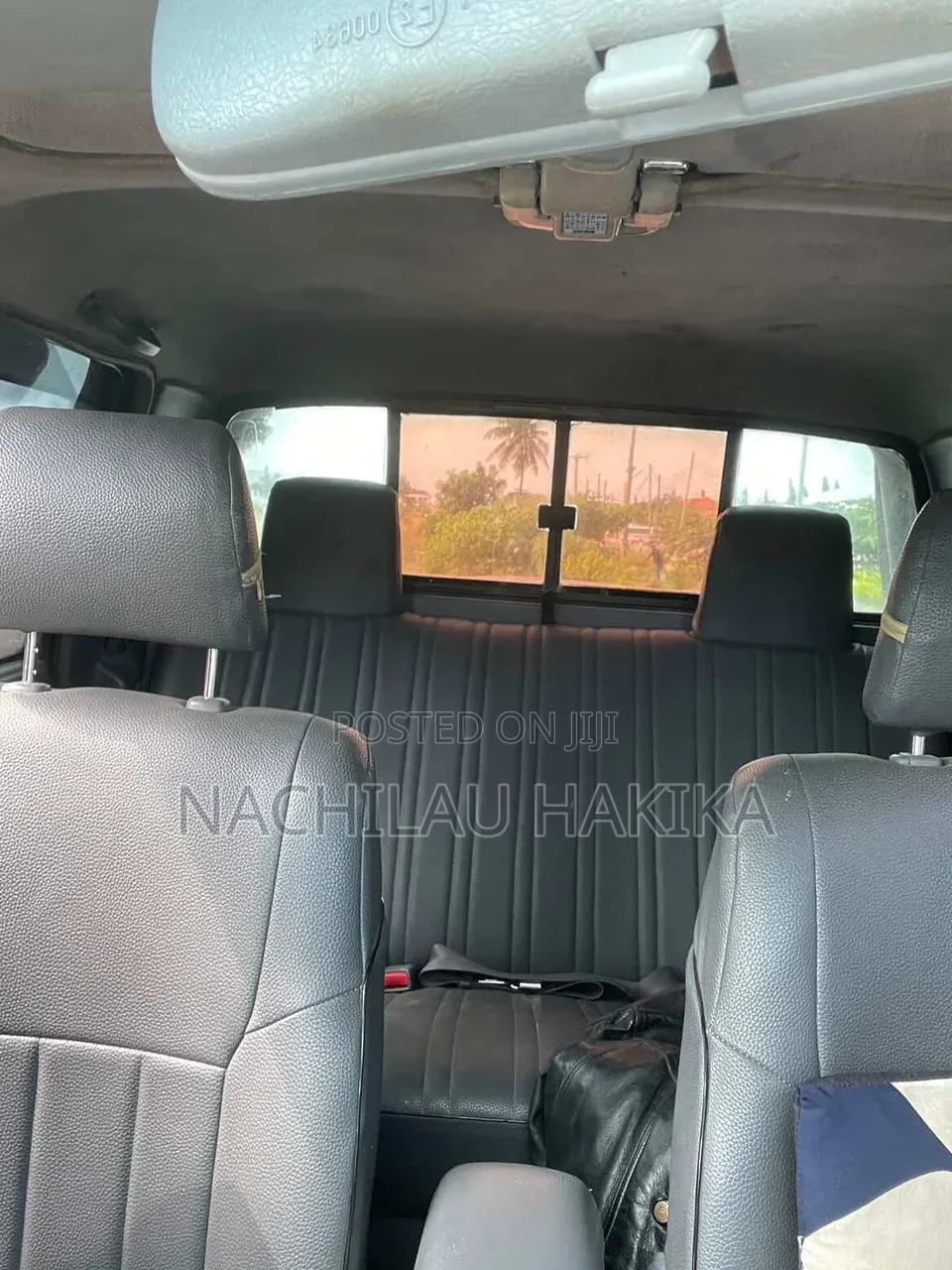 Toyota Hilux 2003 Black