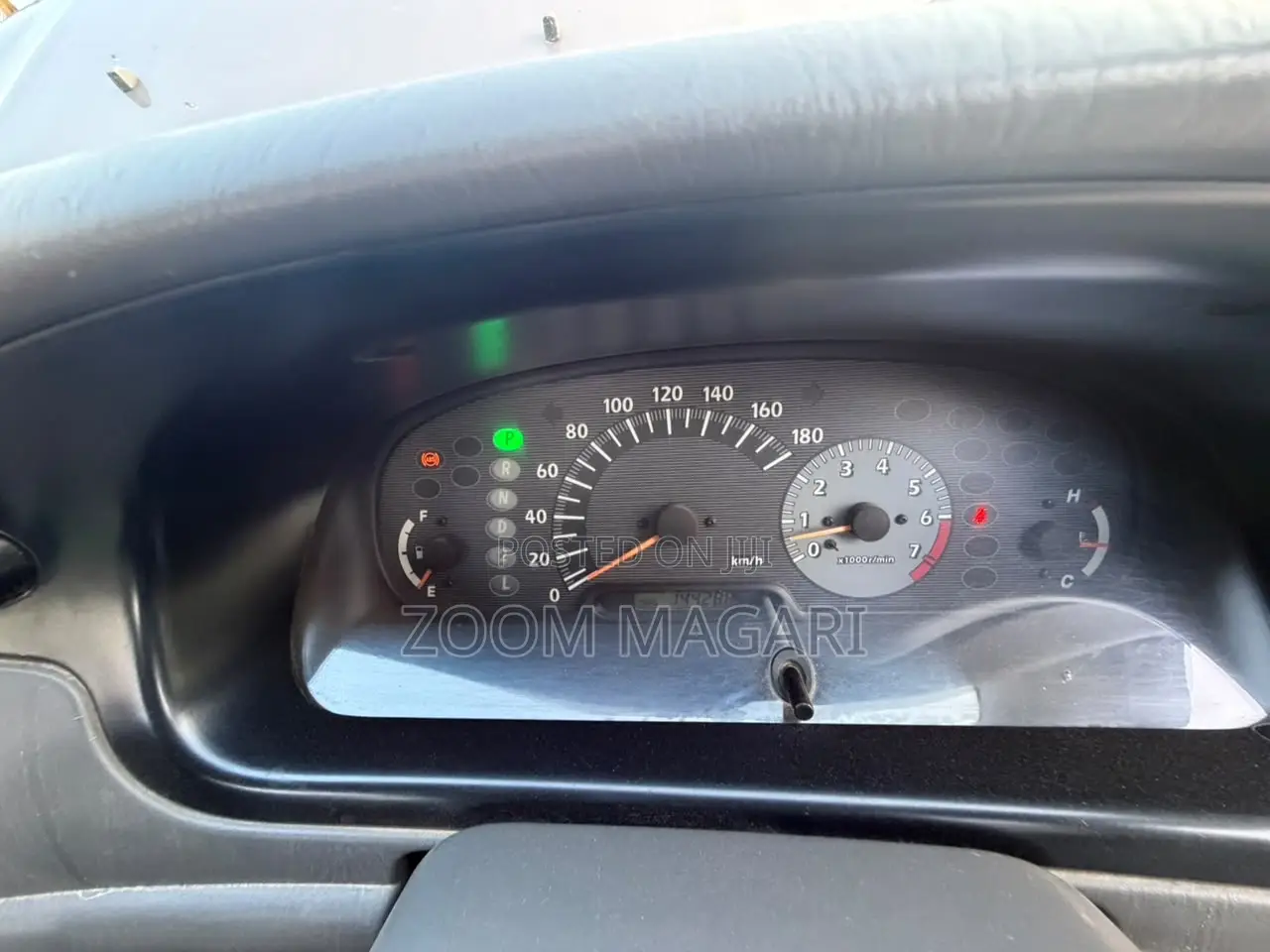 Toyota Noah 2003 Beige