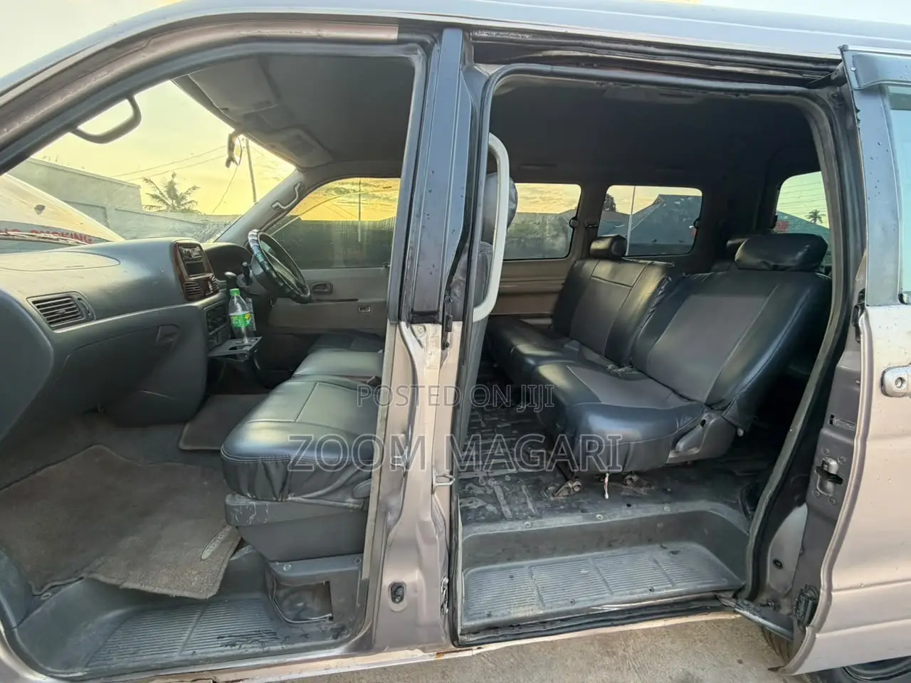 Toyota Noah 2003 Beige