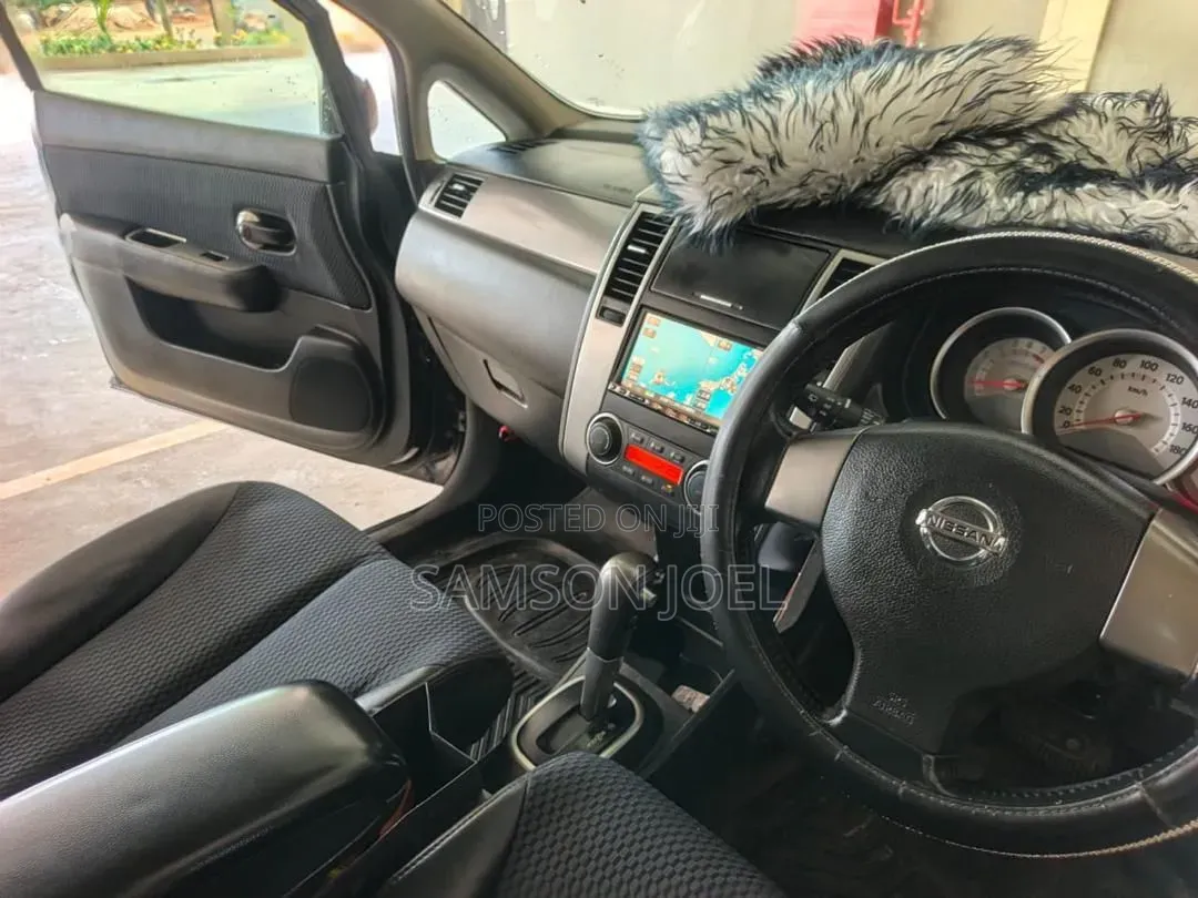 Nissan Tiida 2008 Black