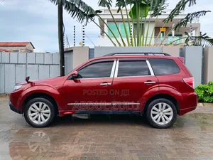 Subaru Forester 2012 Maroon