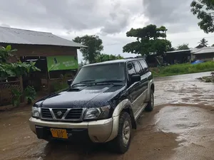 Nissan Patrol 2003 Black