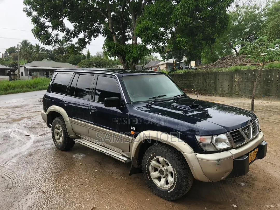 Nissan Patrol 2003 Black