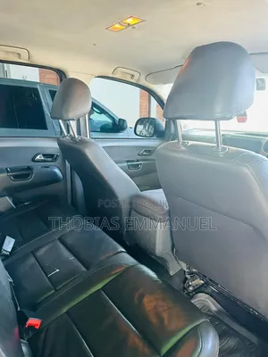 Volkswagen Amarok 2014 Beige