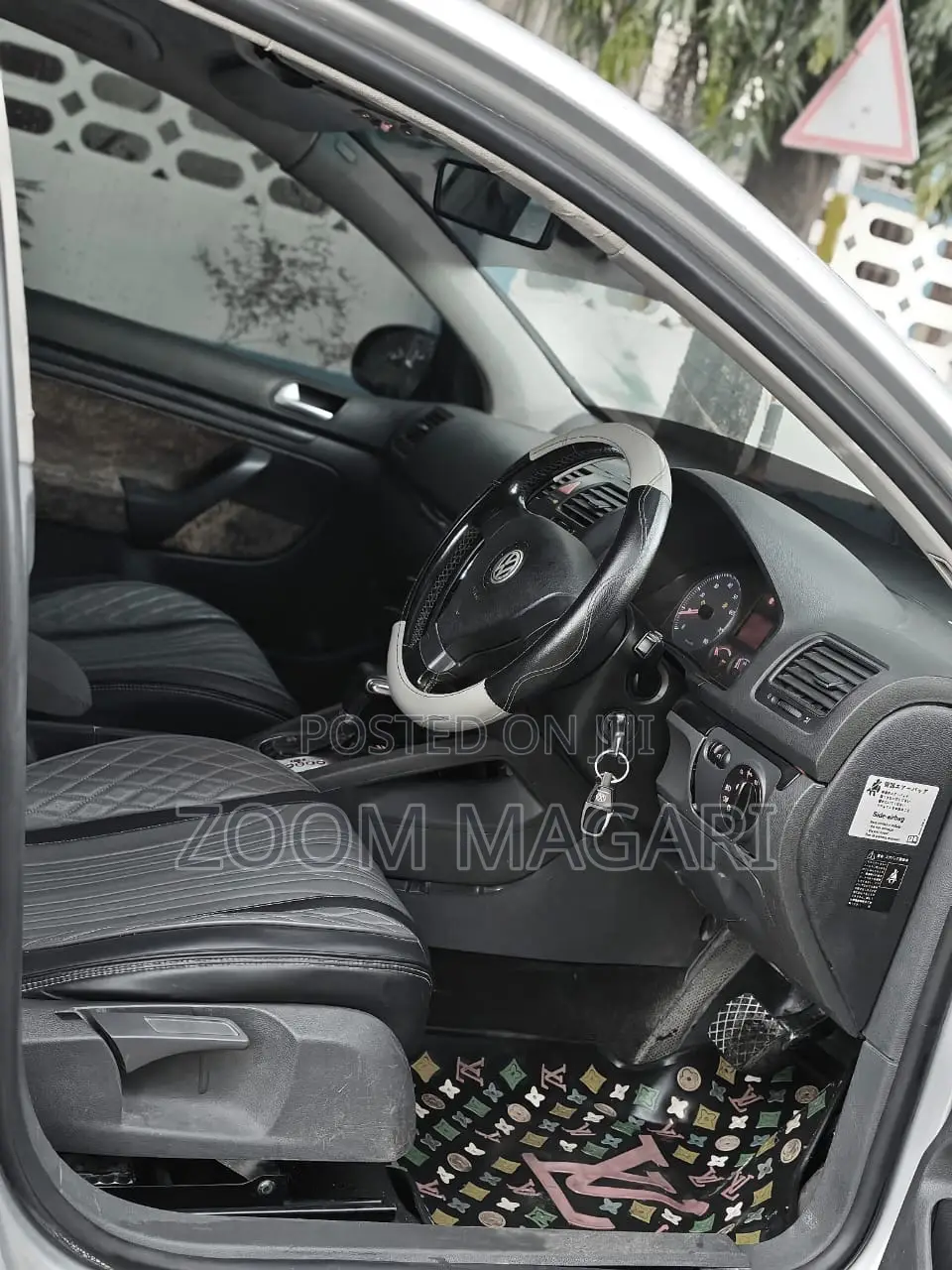 Volkswagen Golf 2012 Silver