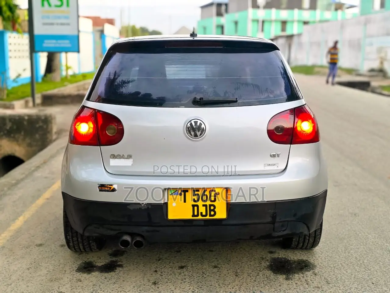 Volkswagen Golf 2012 Silver