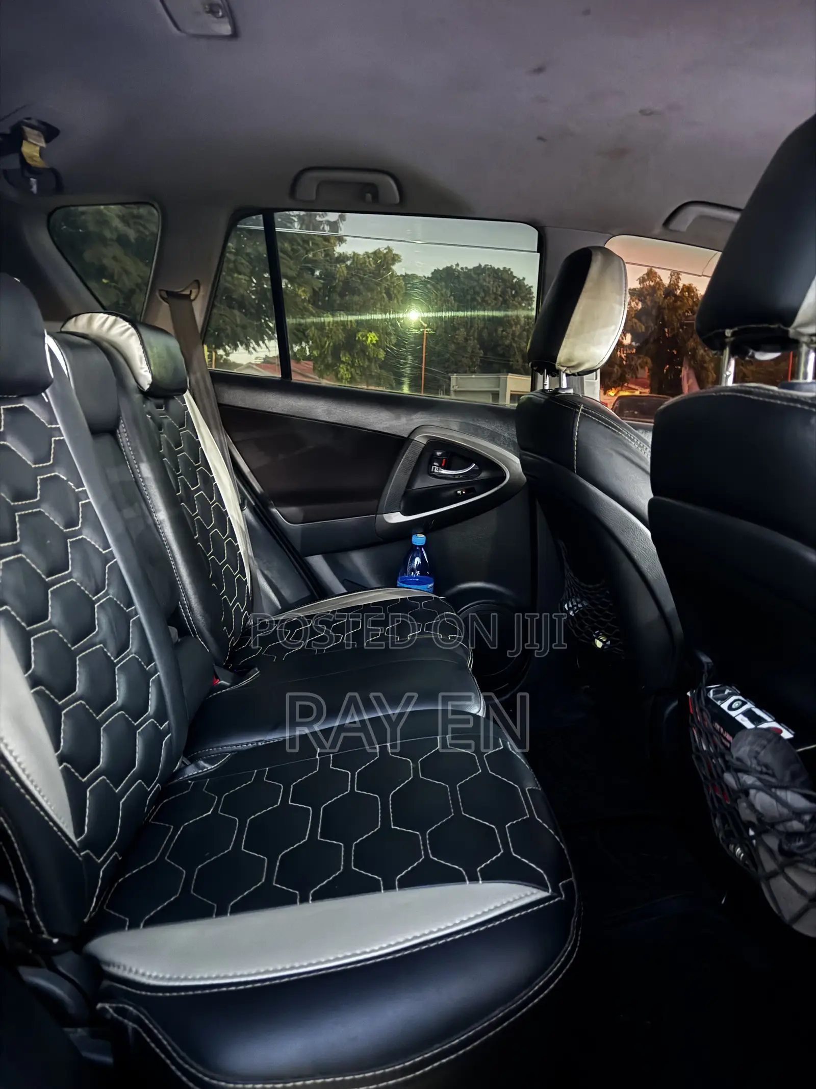 Toyota RAV4 2010 Brown