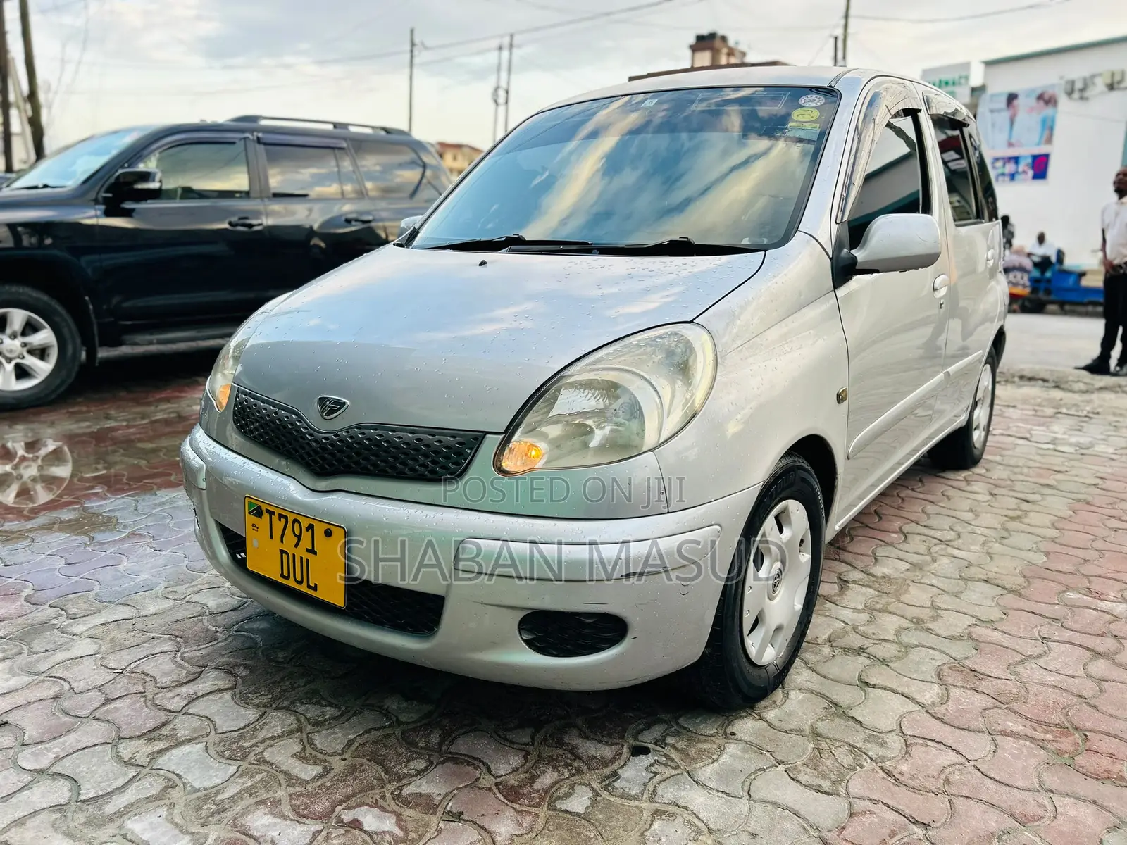 Toyota Fun Cargo 2004 Silver