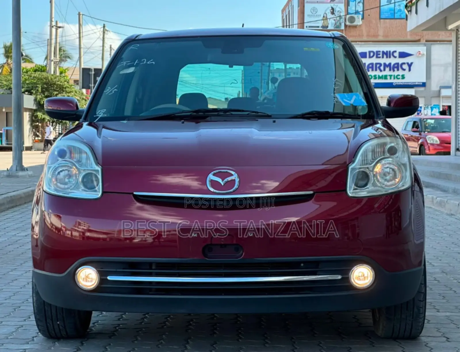 Mazda Verisa 2013 Maroon