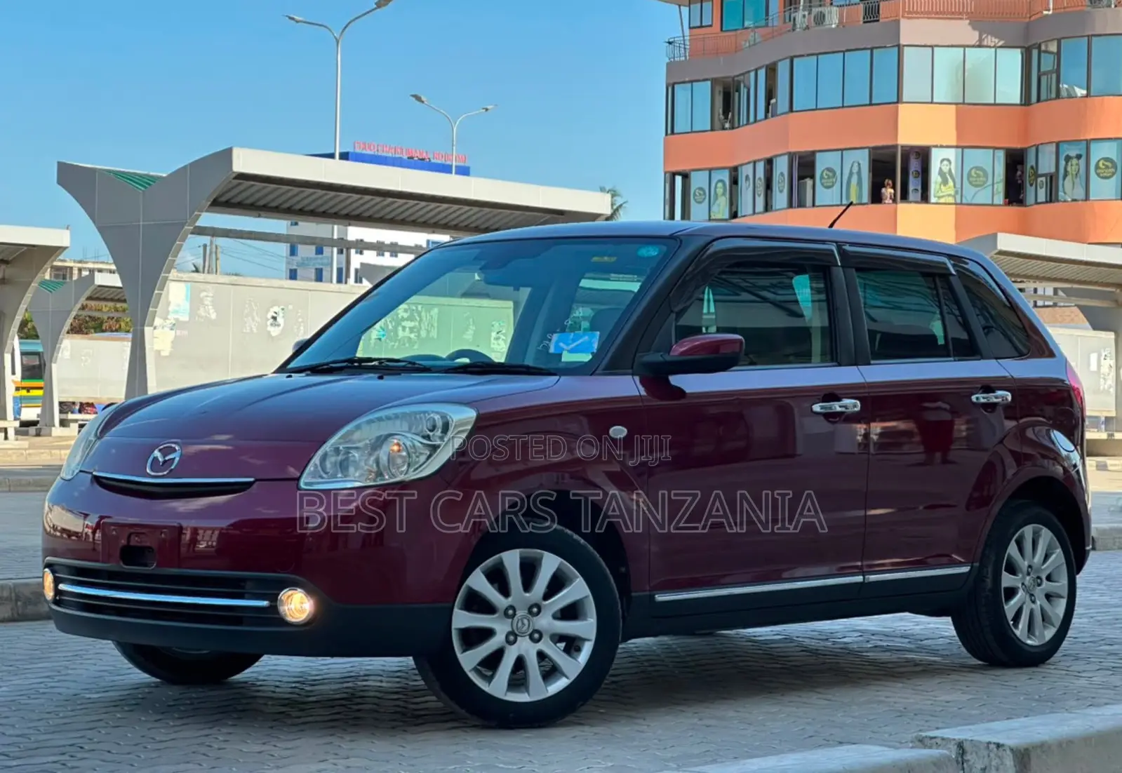 Mazda Verisa 2013 Maroon