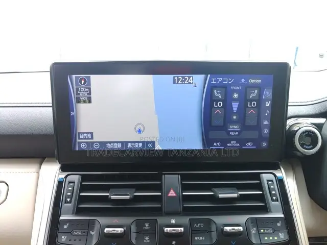 Toyota Land Cruiser LC300 2023 Pearl