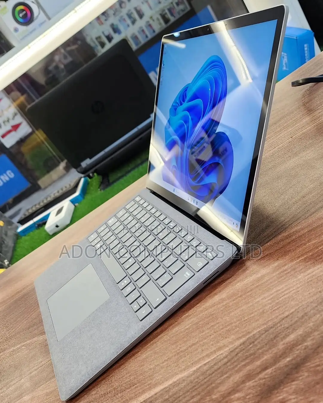 Laptop Microsoft Surface Laptop 8GB Intel Core i5 SSD 256GB