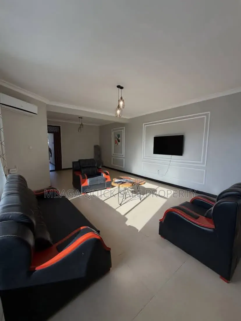 Furnished 2bdrm Apartment in Oyster Bay for rent