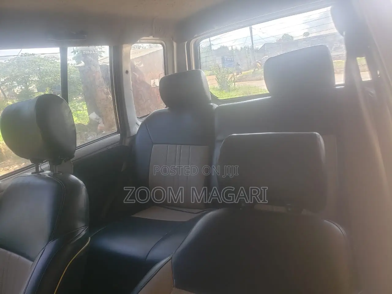 Suzuki Escudo 1999 Silver