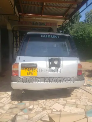 Suzuki Escudo 1999 Silver