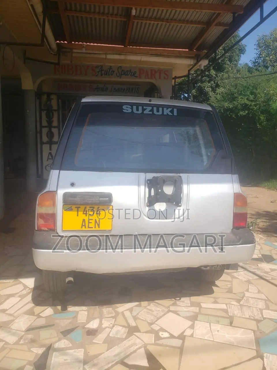 Suzuki Escudo 1999 Silver