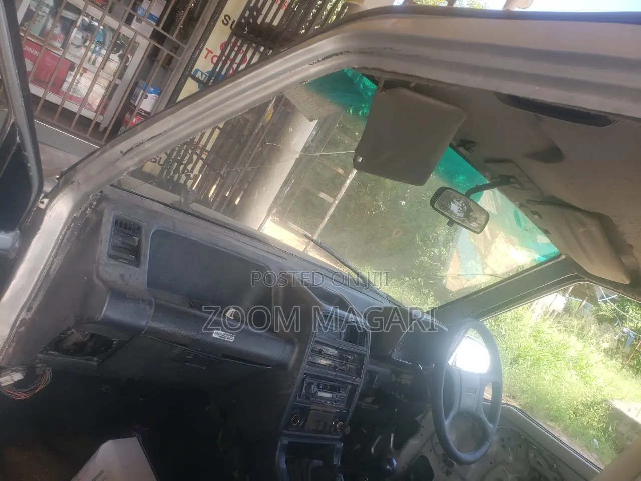 Suzuki Escudo 1999 Silver