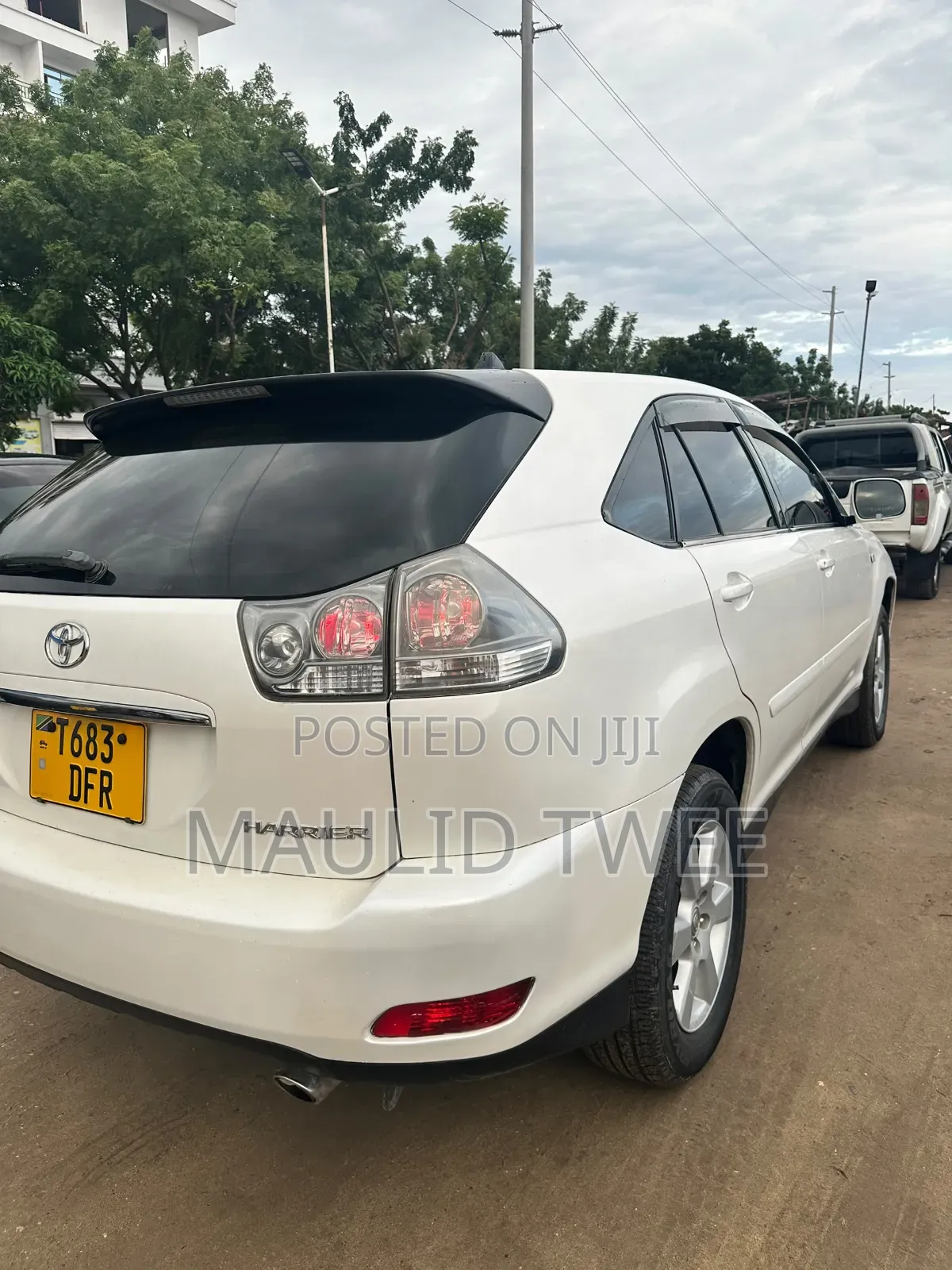 Toyota Harrier 2004 White