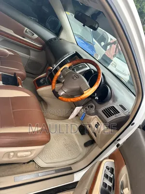 Toyota Harrier 2004 White