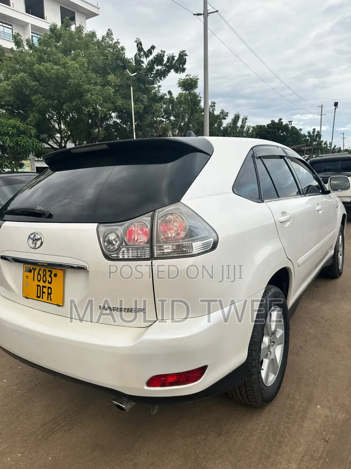 Toyota Harrier 2004 White