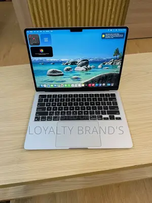 New Laptop Apple MacBook Air 2022 M2 8GB Apple M2 SSD 256GB