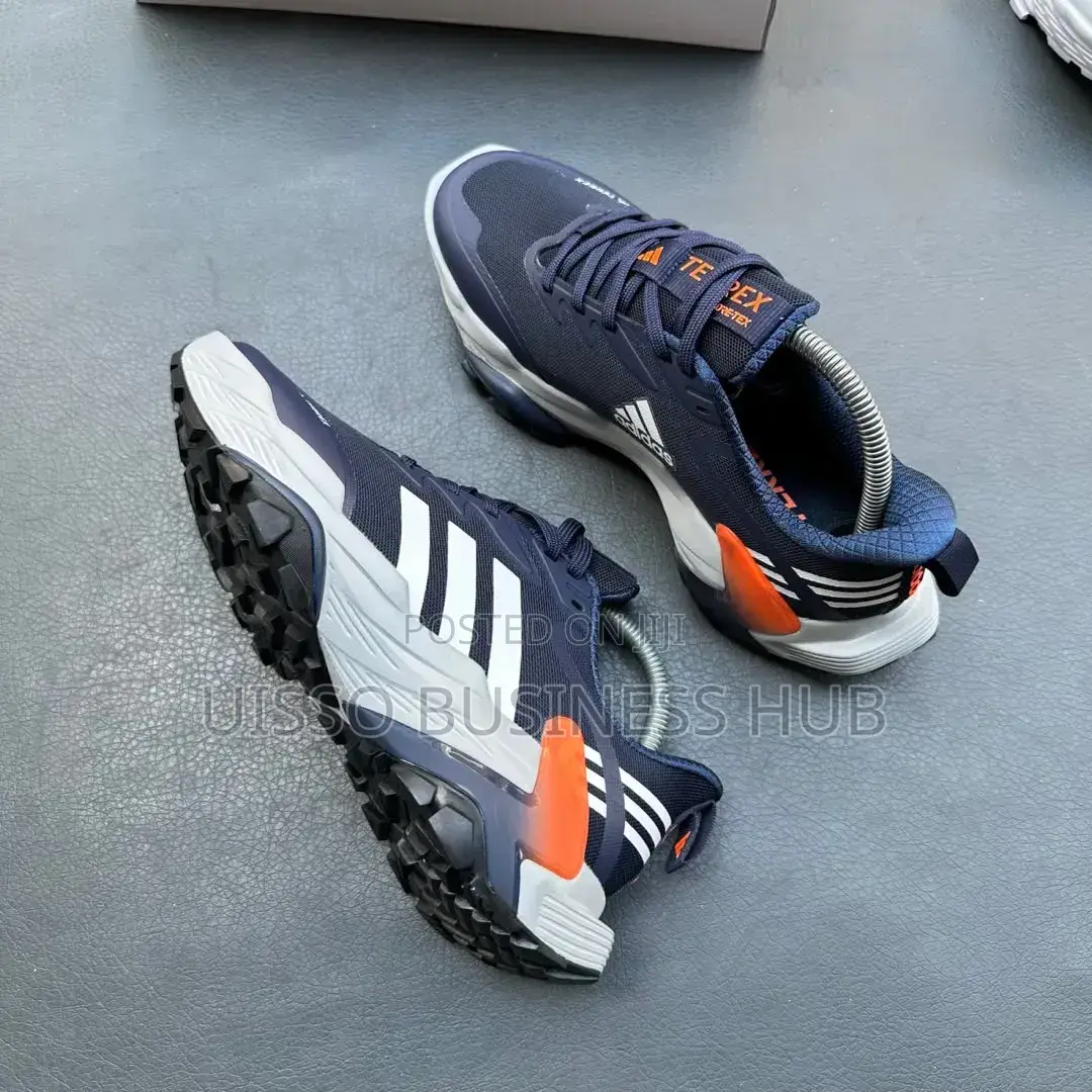 New Og Didas Shoe's