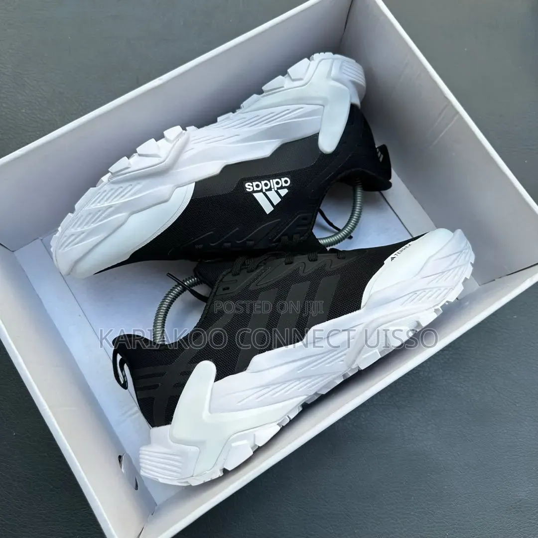 New Og Didas Shoe's