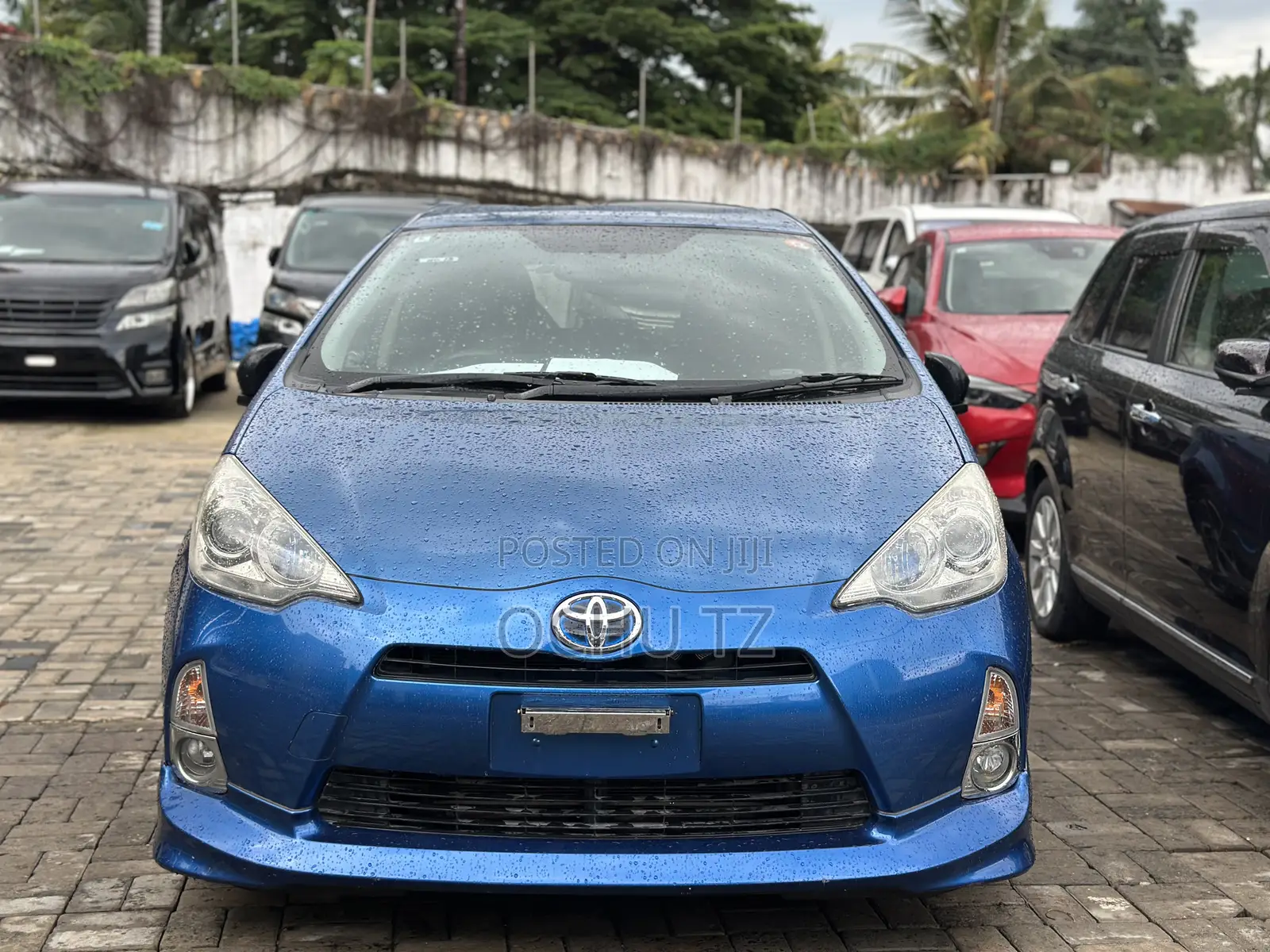 Toyota Aqua 2013 Blue