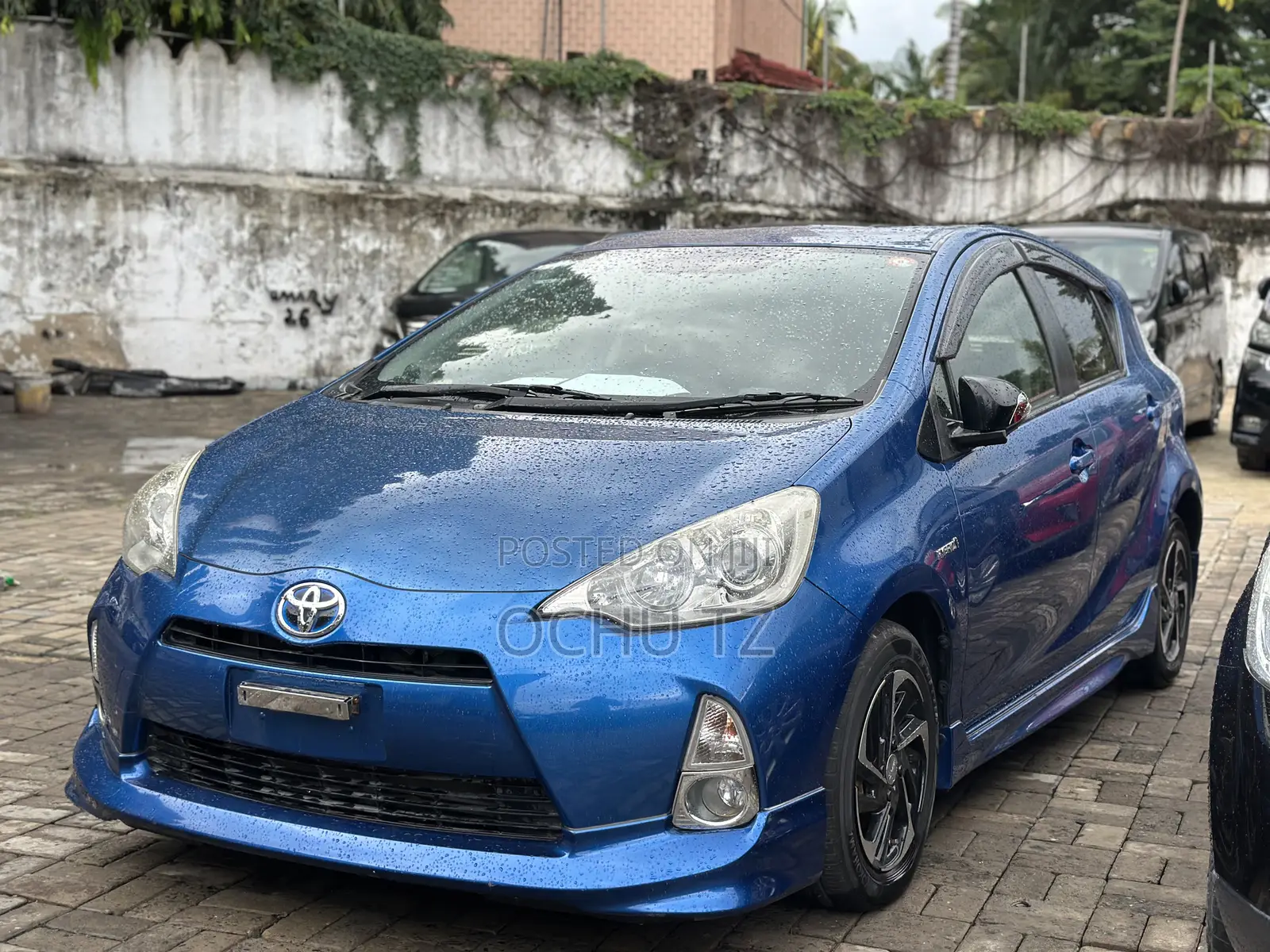 Toyota Aqua 2013 Blue
