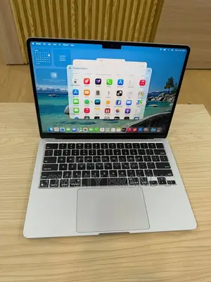 New Laptop Apple MacBook Air 2022 M2 16GB Apple M2 SSD 256GB