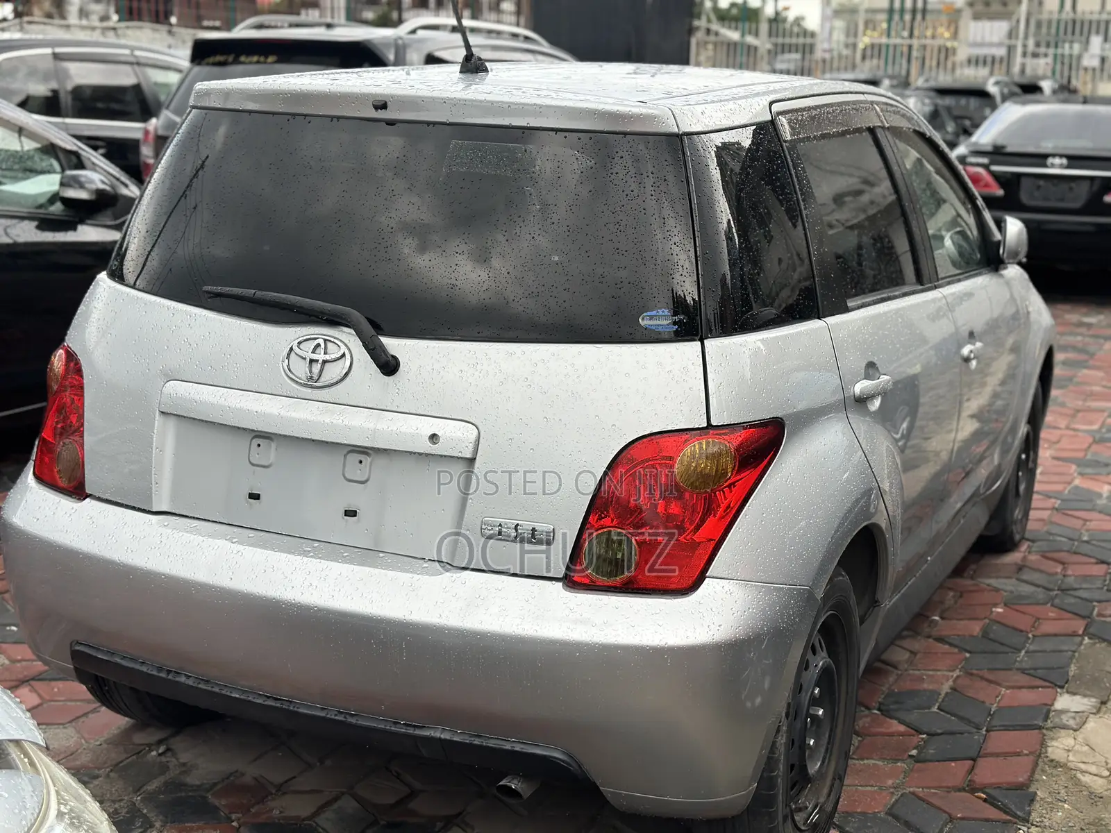 Toyota IST 2003 Silver