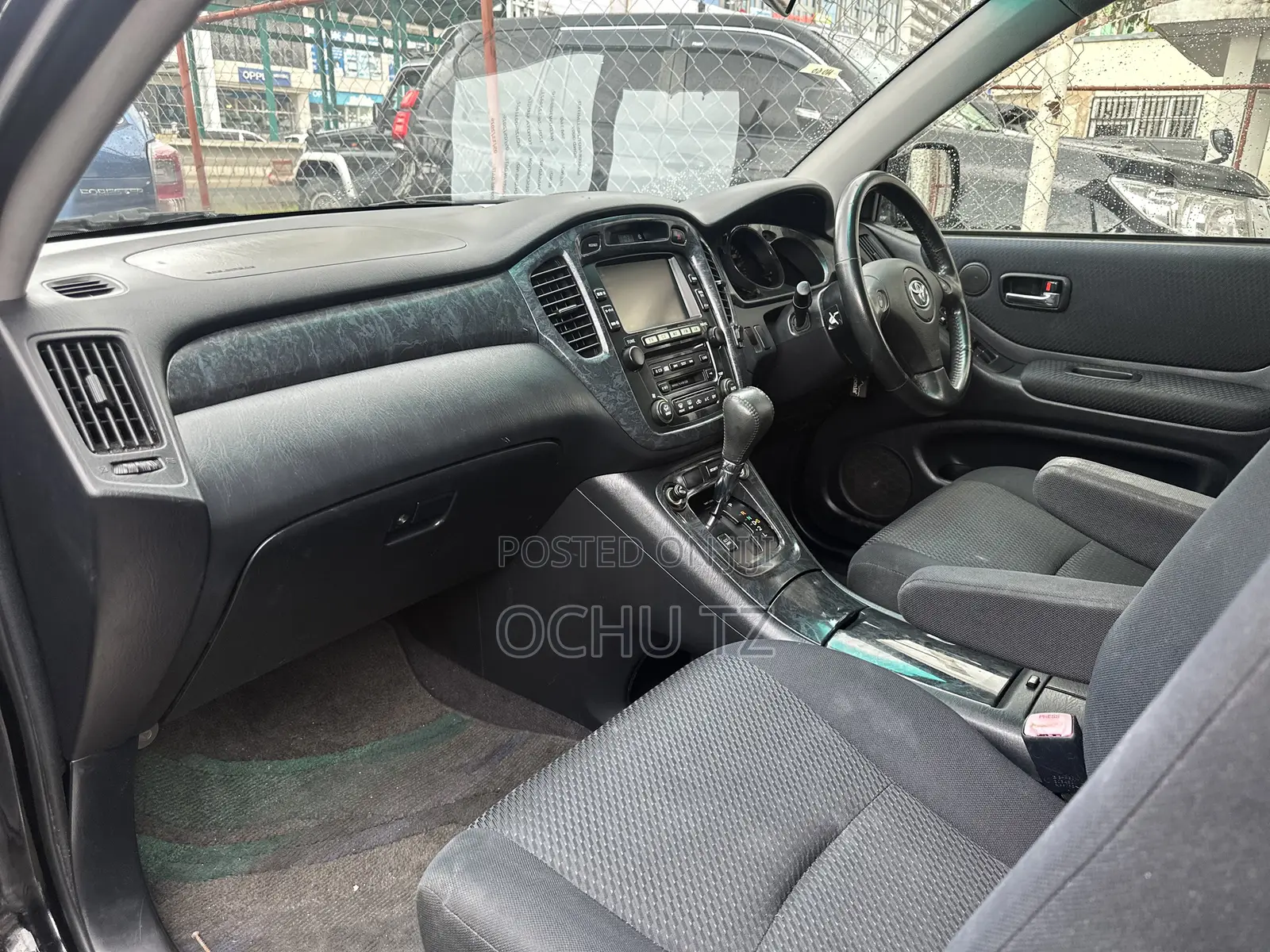 Toyota Kluger 2004 Black