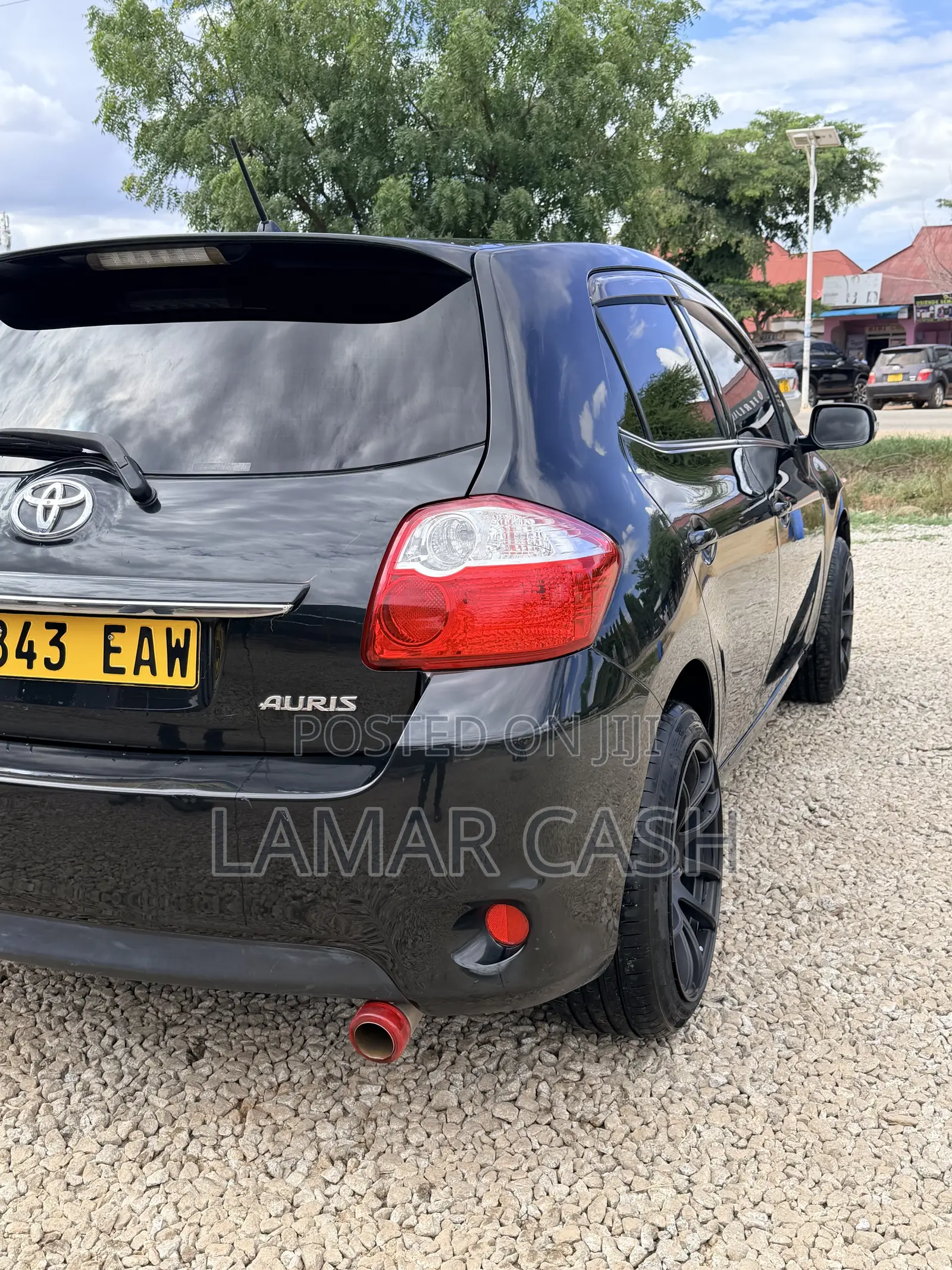Toyota Auris 2011 Black