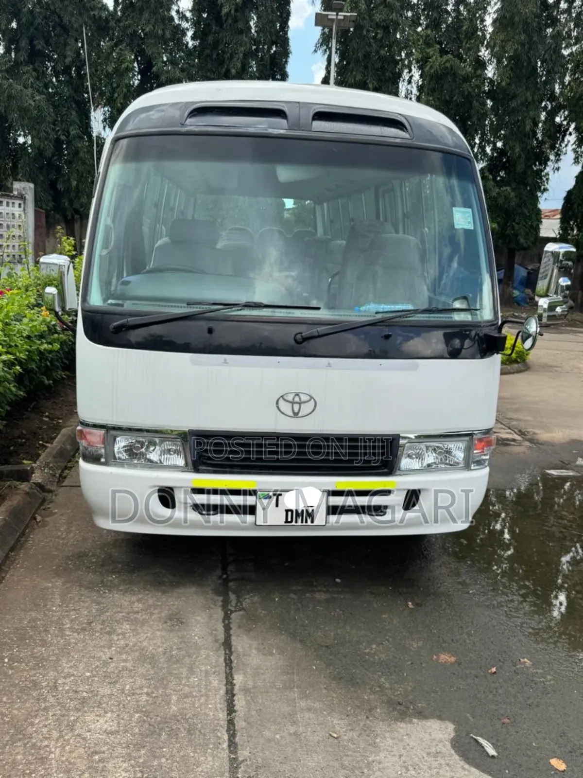 Toyota Coaster 2003 White